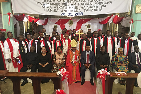 ACNS_Scenes -enthronement -Archbishop -Maimbo -Mndolwa -Tanzania -180520-02_460x 307