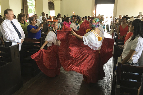 Traditional -regional -dancers -installation -Abp -Julio -Murray _460x 307