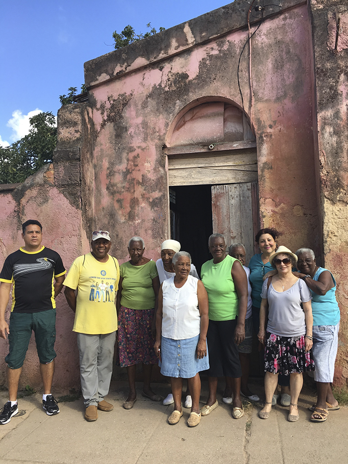 AW1804_Pensylvania -pilgrims -sacristry -San -Felipe -Diacono -Limonar -Cuba _700x 933